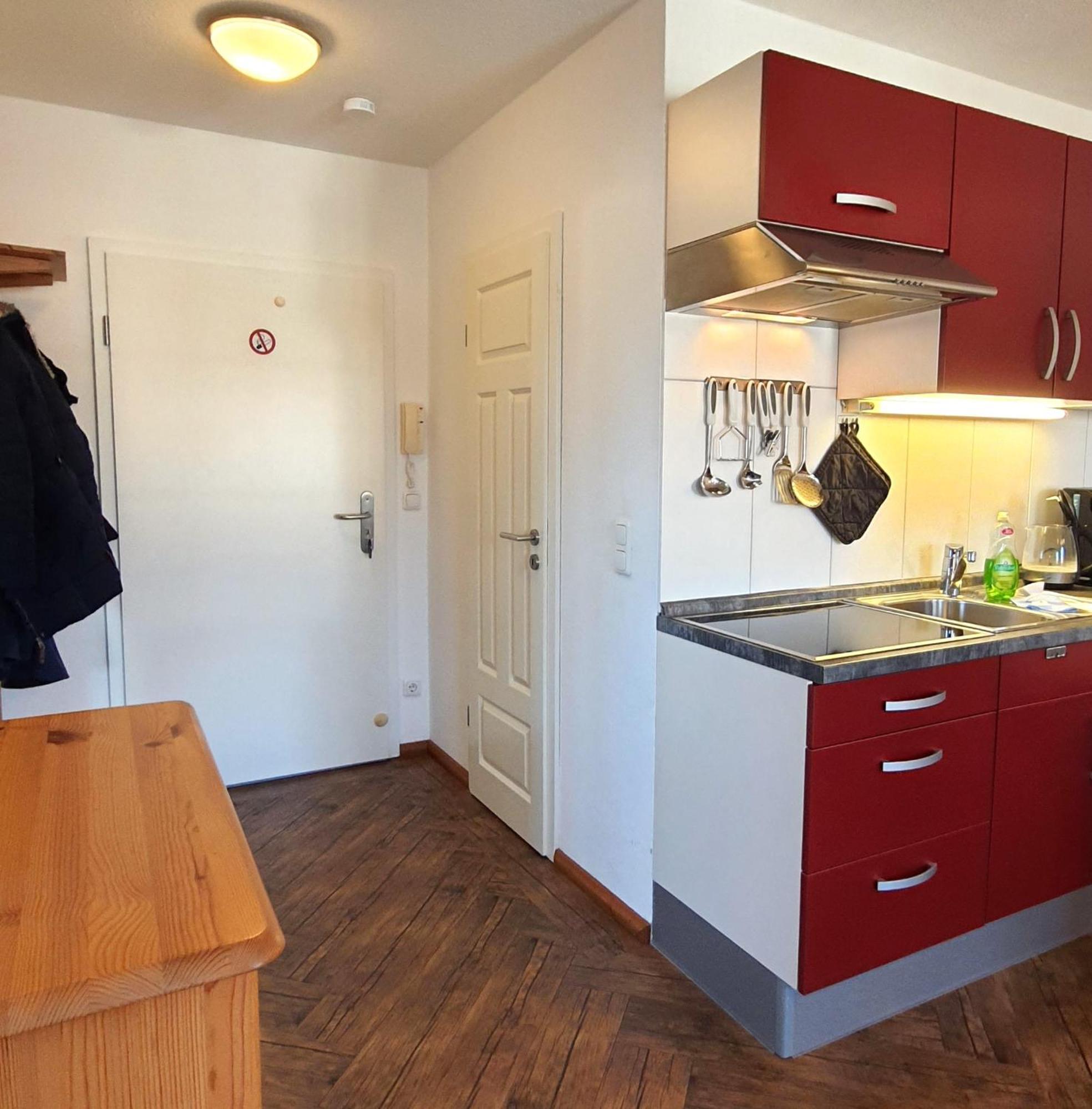 Appartamento Fritz_Reuter_Str_Sonnenuhr_Wg_5 Zingst Esterno foto